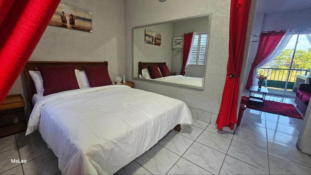 Photo of Bedroom in Lila