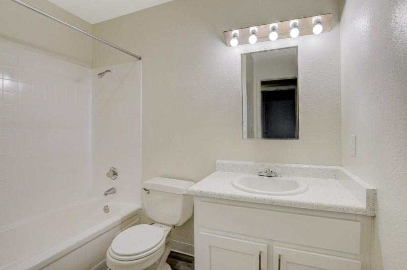 Photo of Bathroom in Luzon