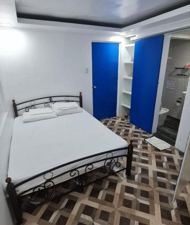 Photo of Bedroom in Balayan