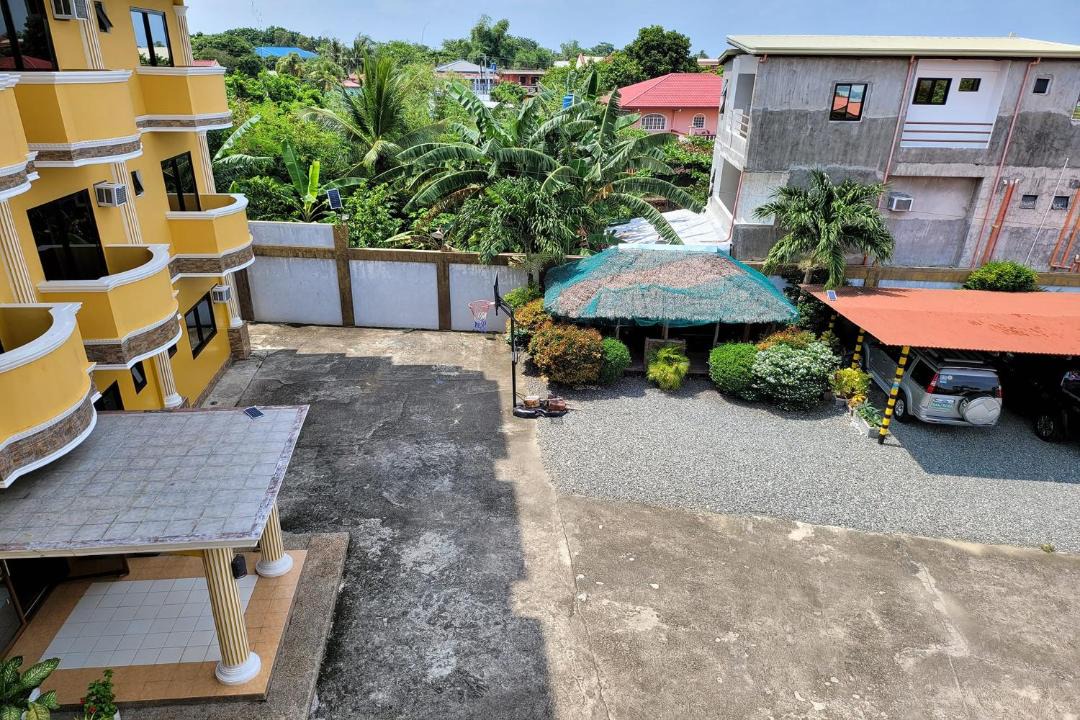 Photo of Others in Lucap