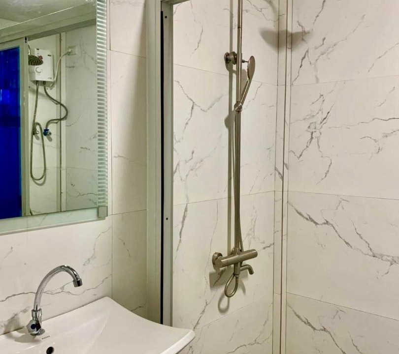 Photo of Bathroom in Real