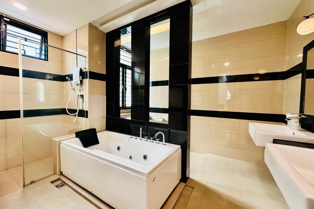Photo of Bathroom in Batu Ferringhi