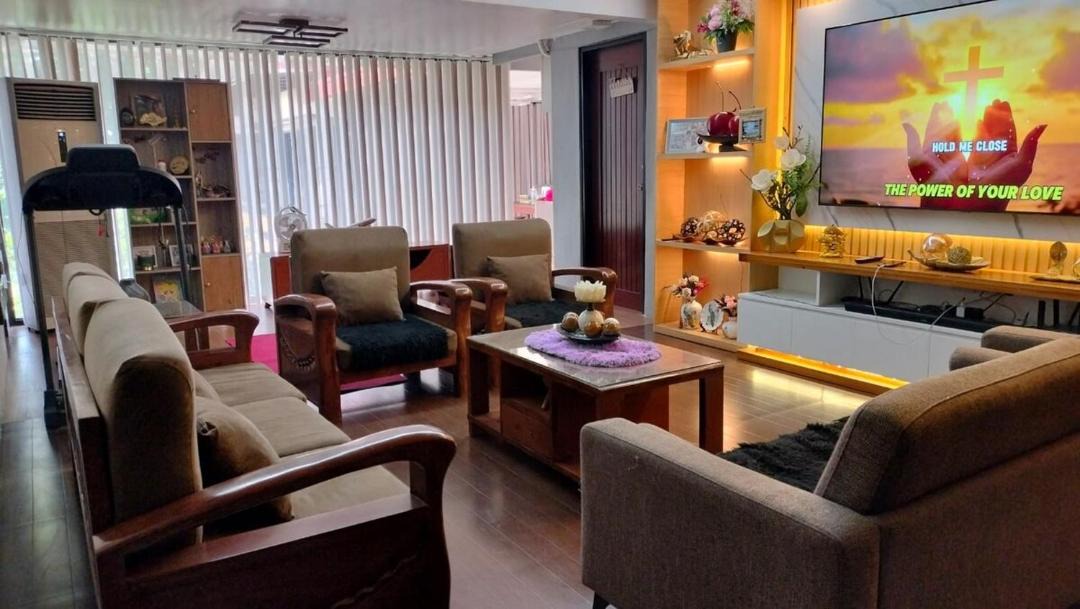 Photo of Livingroom in Angeles City