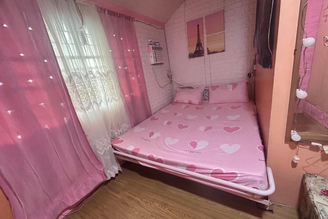 Photo of Bedroom in San Mateo