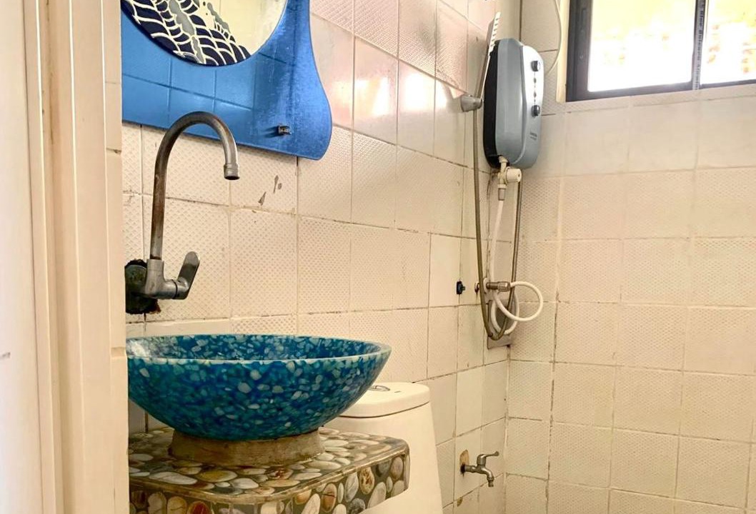 Photo of Bathroom in Real