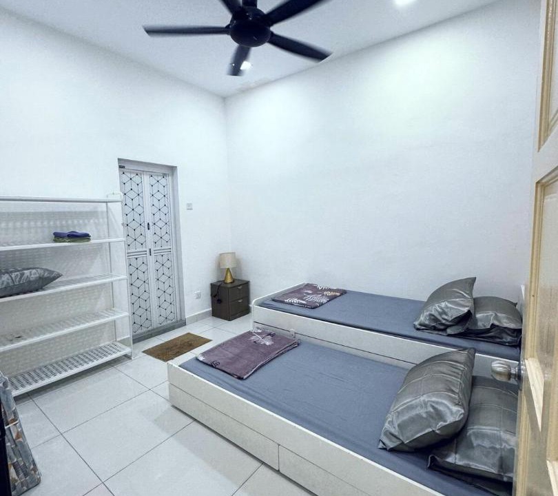 Photo of Bedroom in Taman Sri Serdang