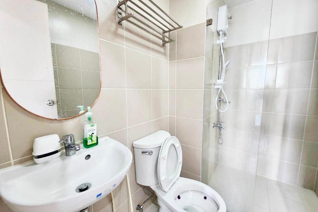 Photo of Bathroom in New Manila