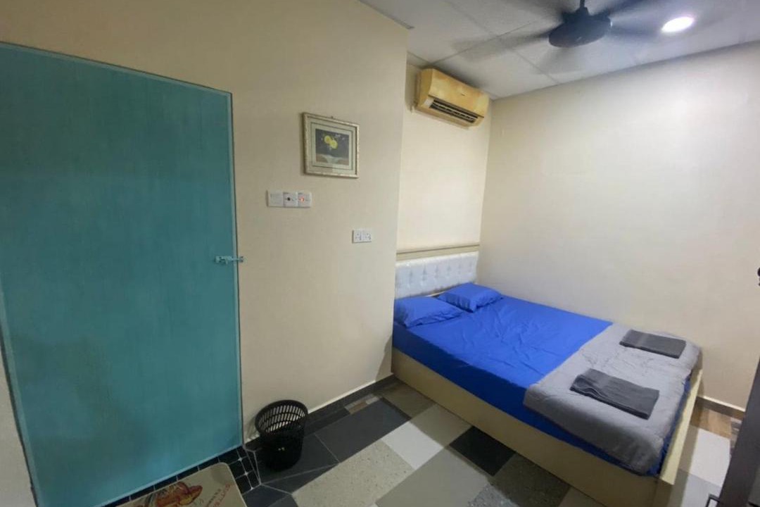 Photo of Bedroom in Batu Ferringhi