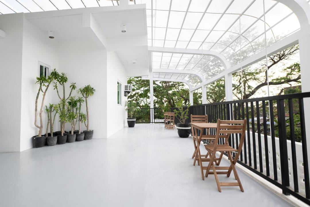 Photo of Patio Balcony in San Fernando