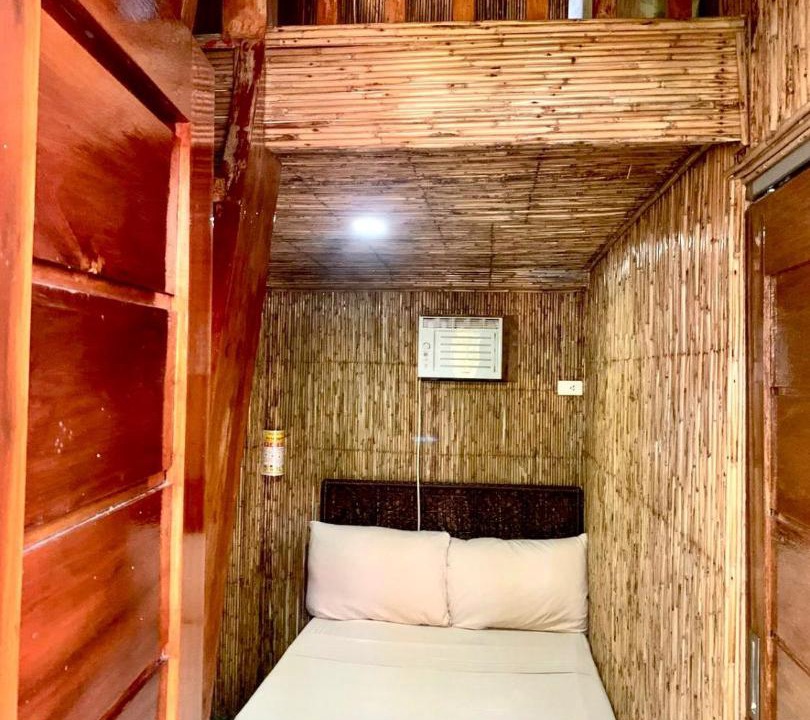 Photo of Bedroom in Real