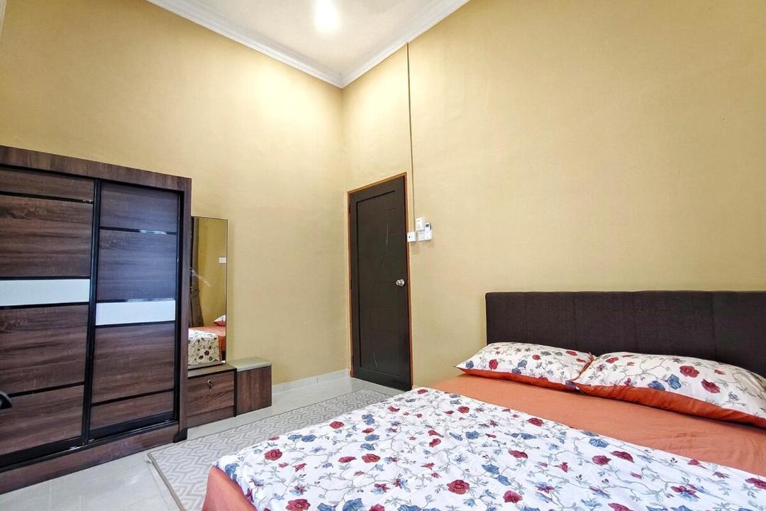 Photo of Bedroom in Batu Rakit