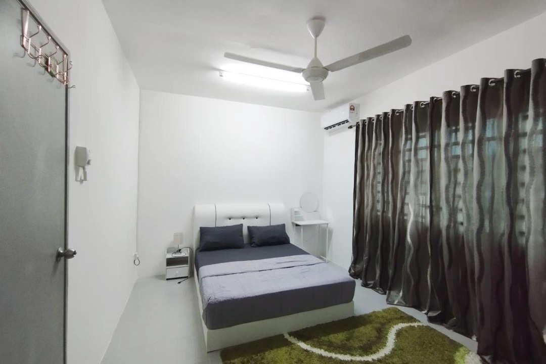 Photo of Bedroom in Tasek Gelugor
