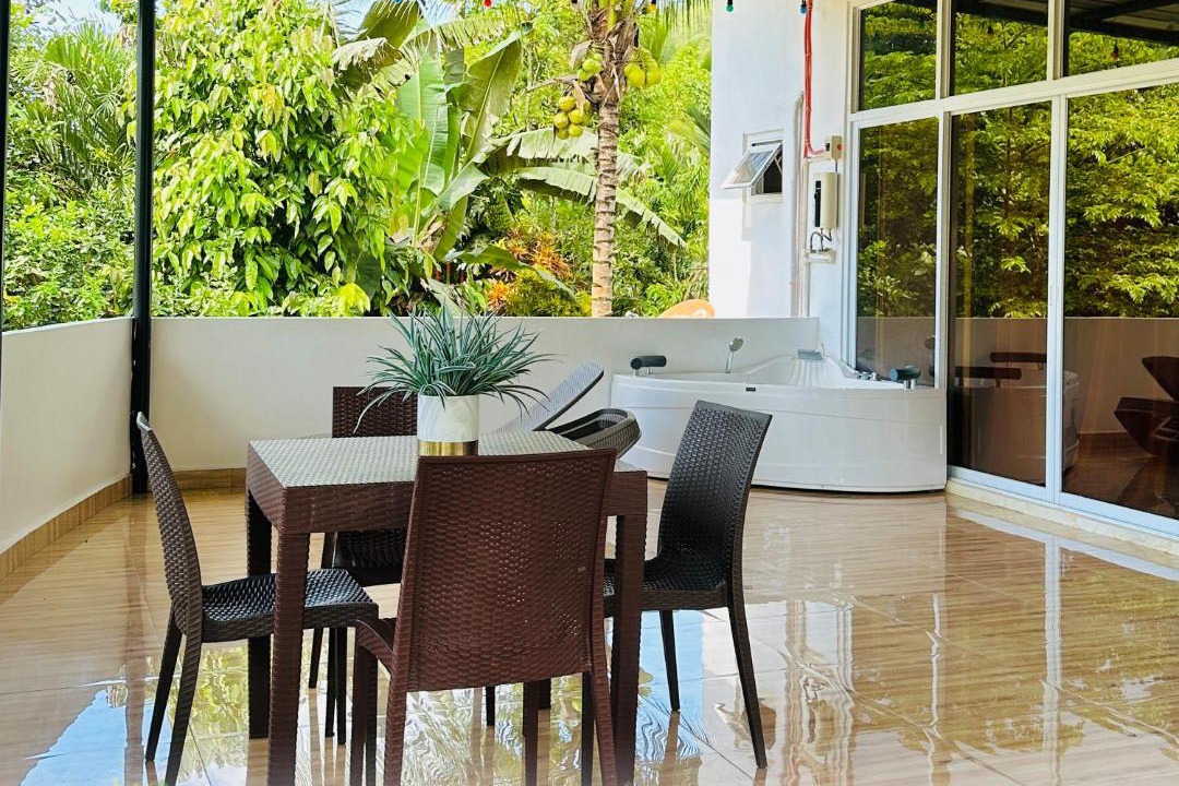 Photo of Patio Balcony in Libona