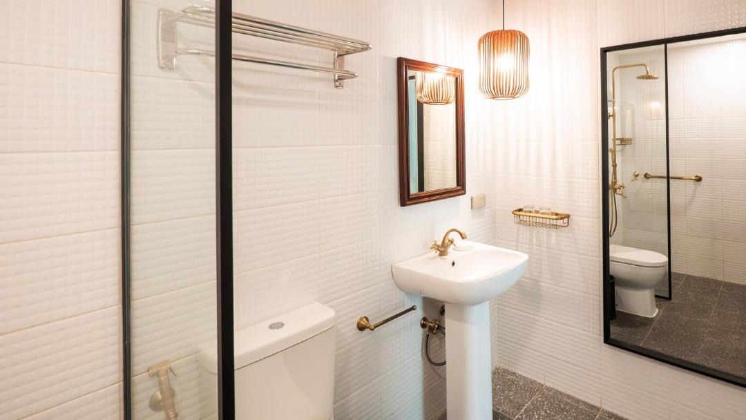 Photo of Bathroom in Bagong Lipunan Ng Crame