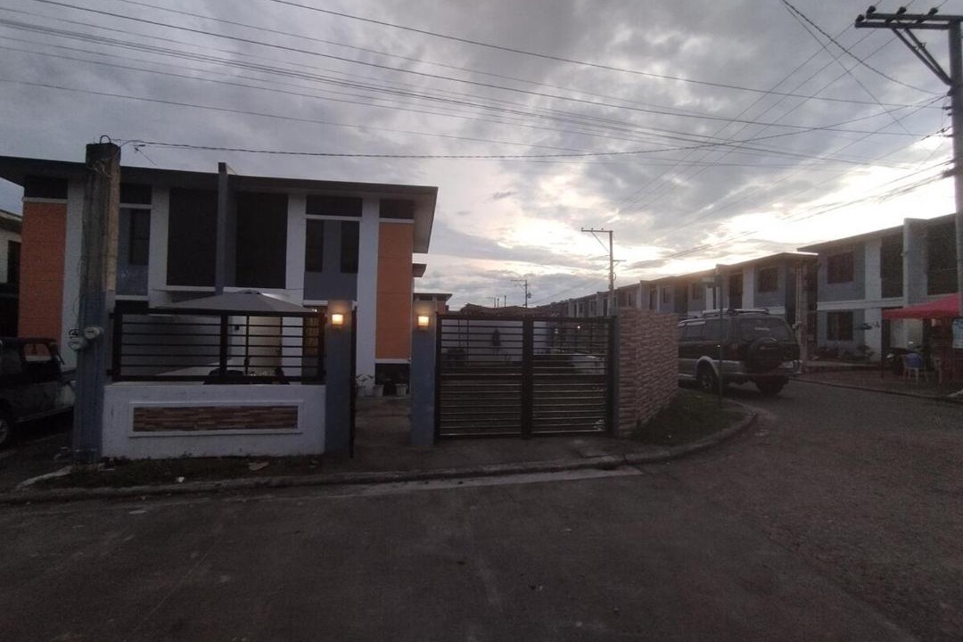 Photo of Buildings in Lipa