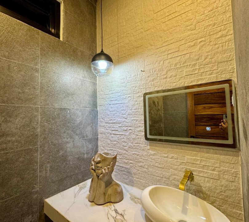 Photo of Bathroom in Luzon