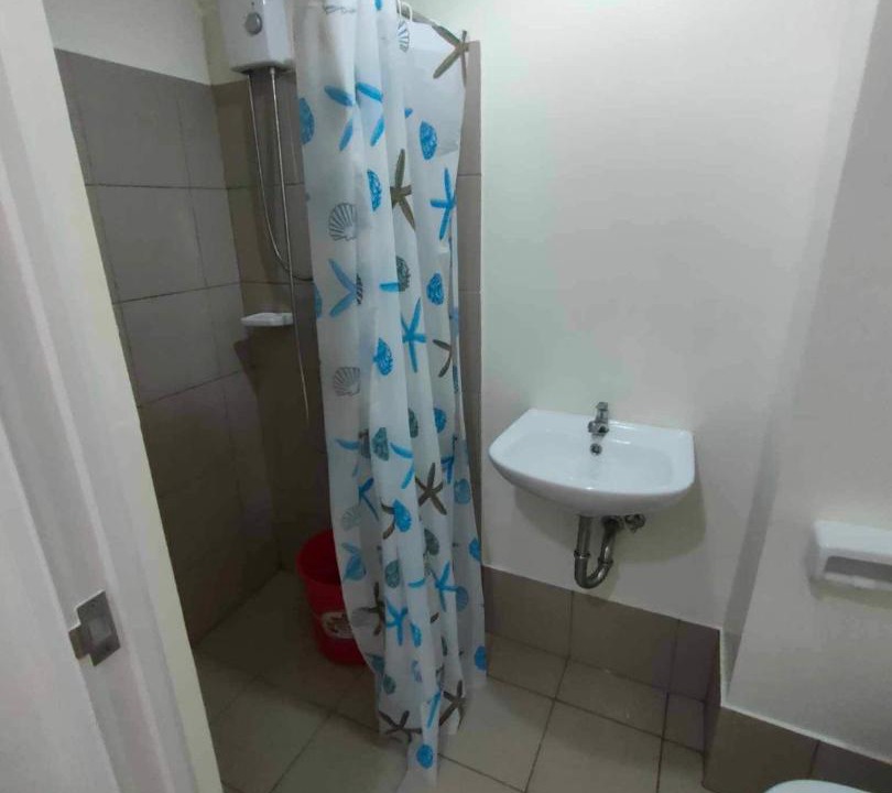 Photo of Bathroom in Quiapo