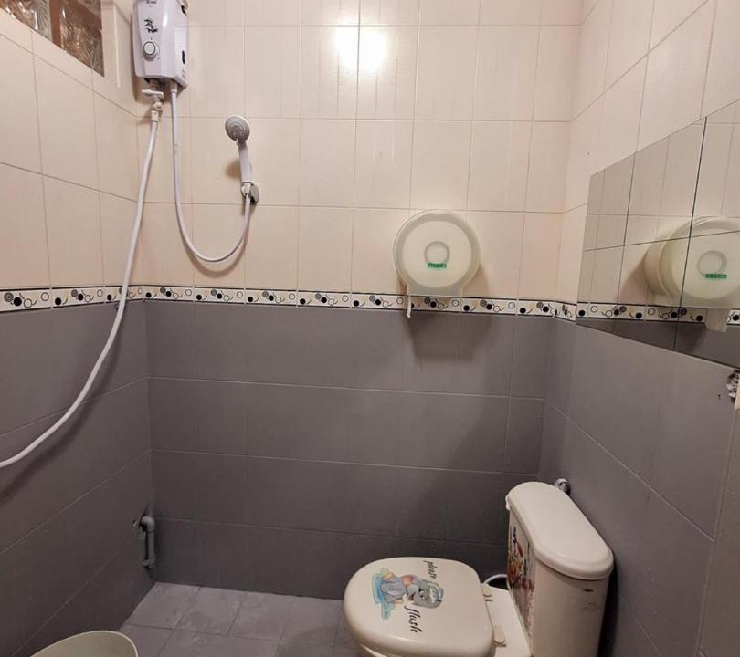 Photo of Bathroom in Poblacion District
