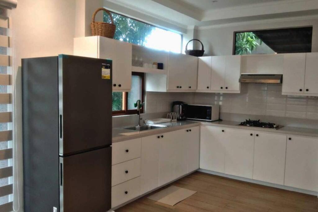 Photo of Kitchen in San Fernando