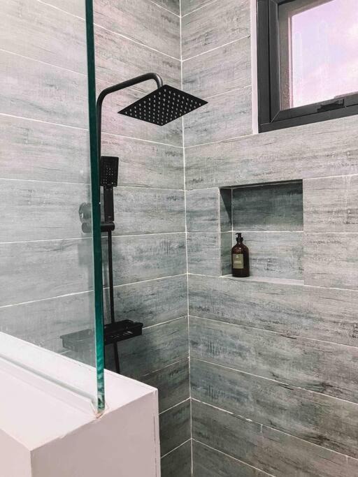 Photo of Bathroom in San Fernando