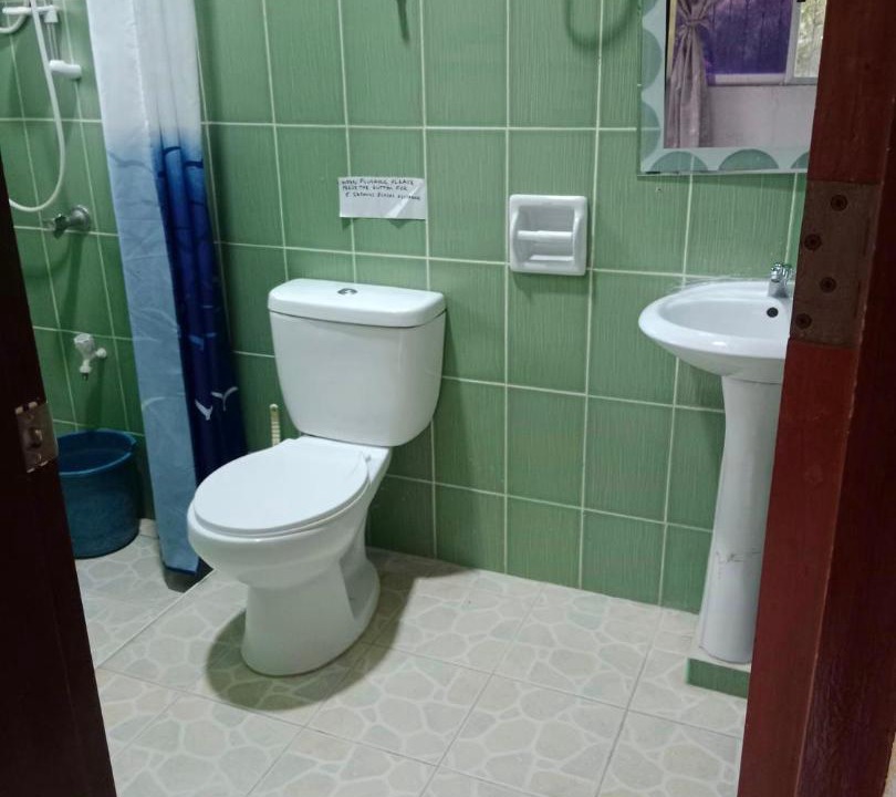 Photo of Bathroom in Basdiot