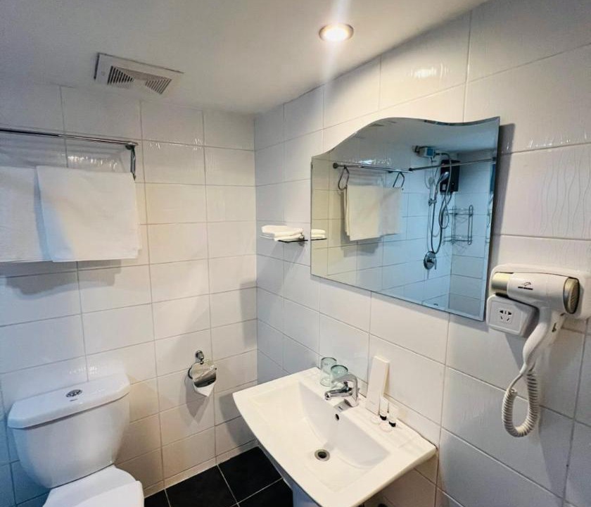 Photo of Bathroom in Paco