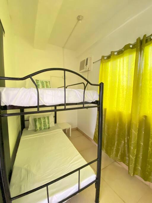Photo of Bedroom in Manoc-Manoc