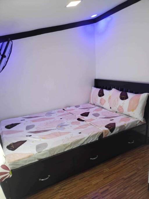 Photo of Bedroom in Naic