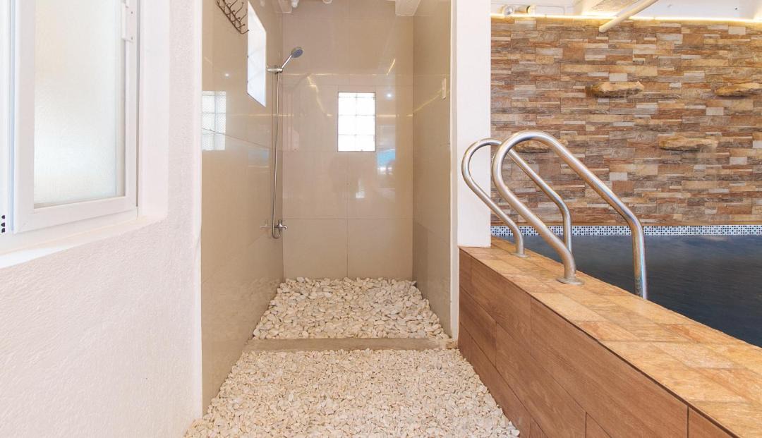 Photo of Bathroom in Tambo