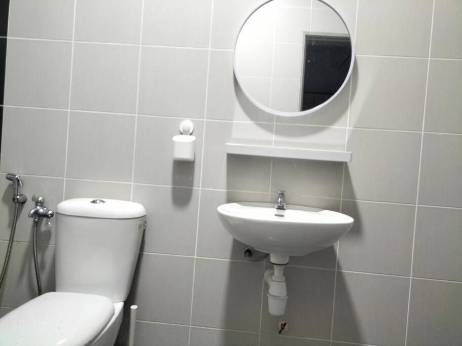 Photo of Bathroom in Kampung Tanjung Kapur