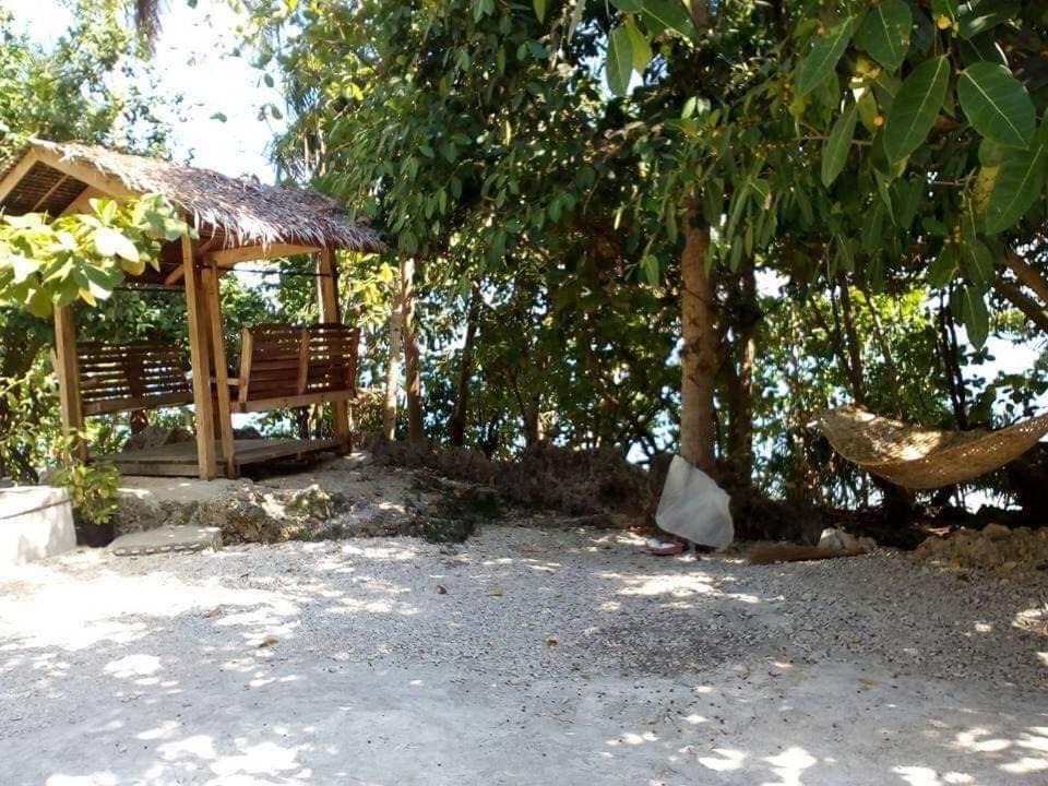 Photo of Others in Lila