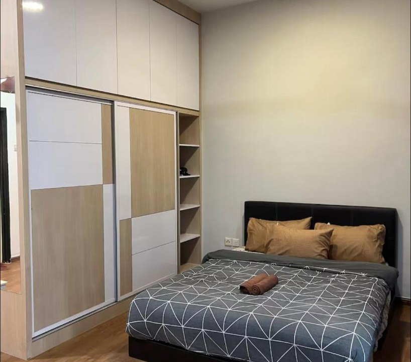Photo of Bedroom in Taman Mount Austin