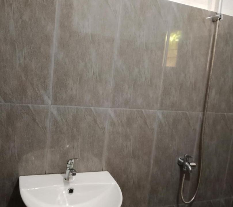 Photo of Bathroom in Logon