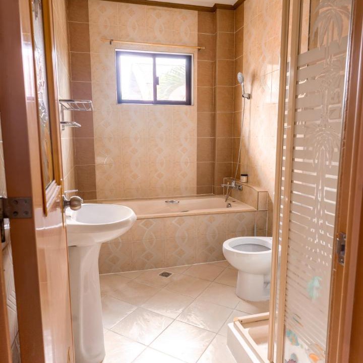 Photo of Bathroom in Calapan