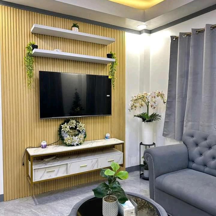 Photo of Livingroom in San Fernando