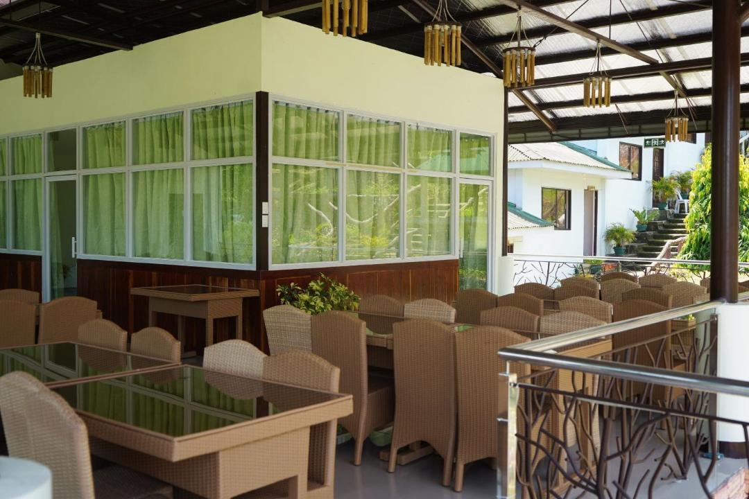 Photo of Patio Balcony in Pinamungajan