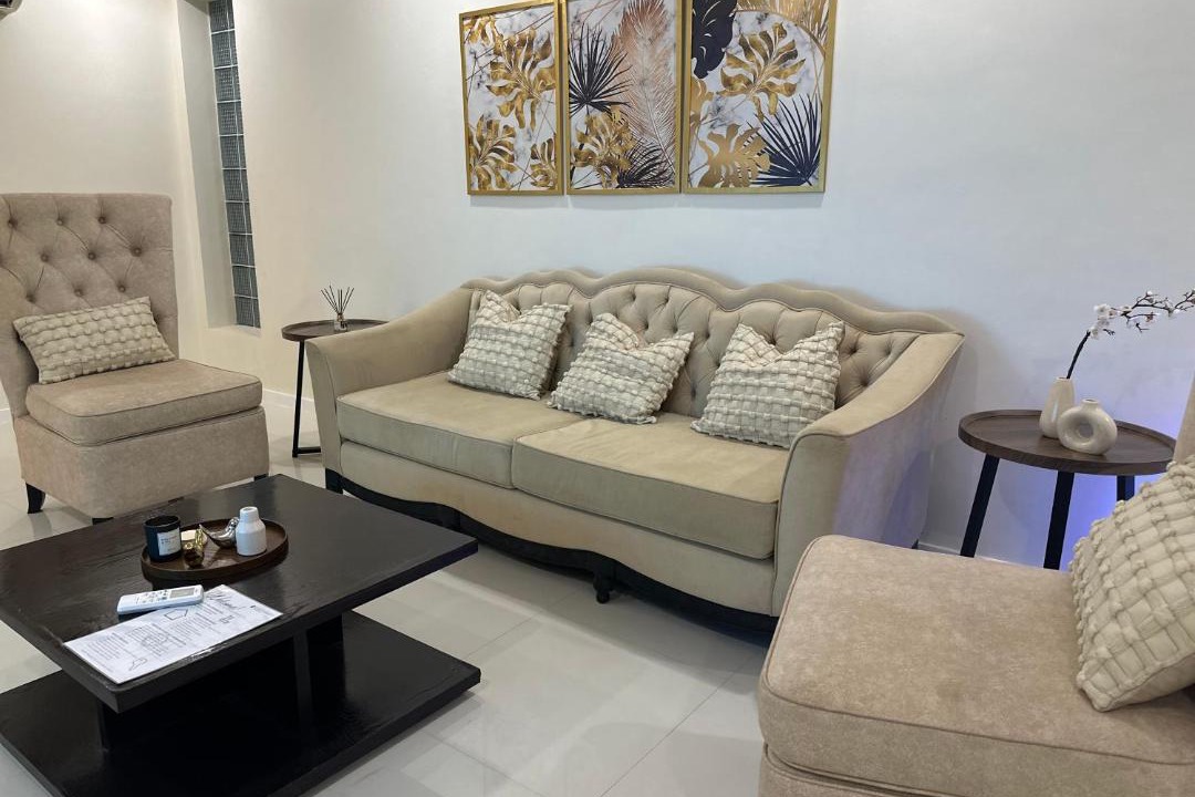 Photo of Livingroom in San Fernando