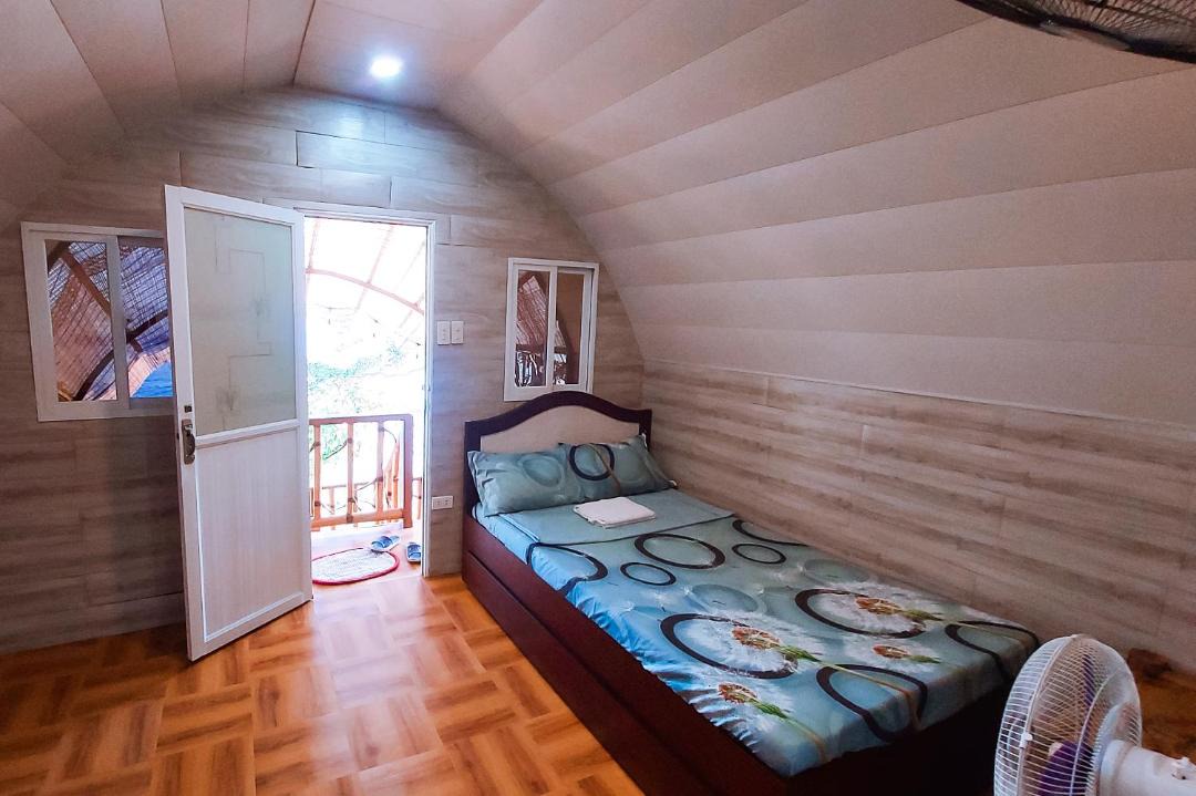 Photo of Bedroom in Mansalay