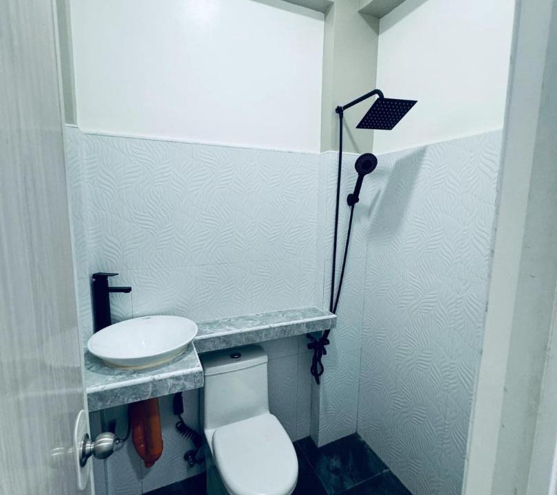 Photo of Bathroom in San Fernando