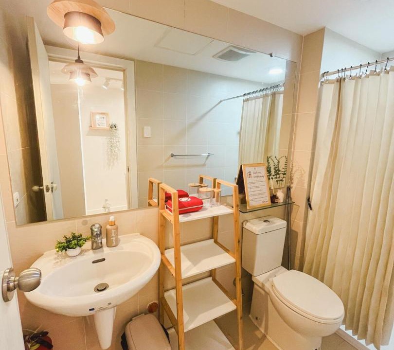 Photo of Bathroom in San Fernando