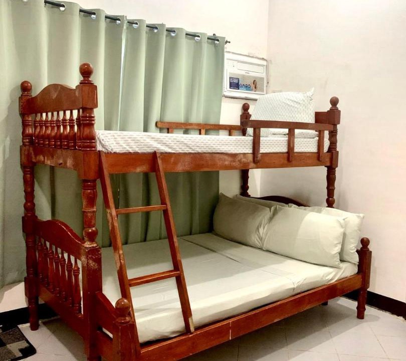 Photo of Bedroom in Real