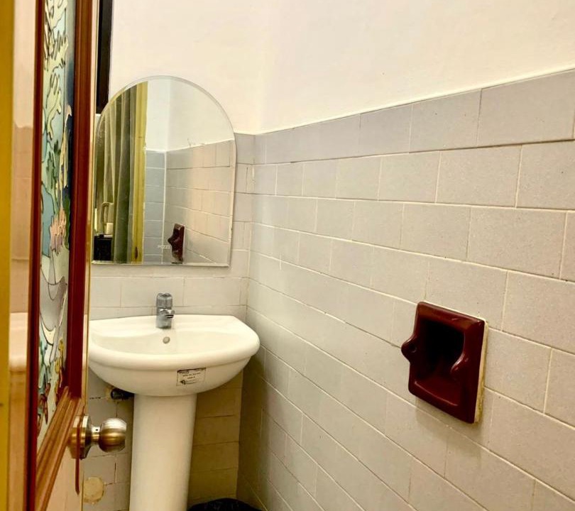 Photo of Bathroom in Real