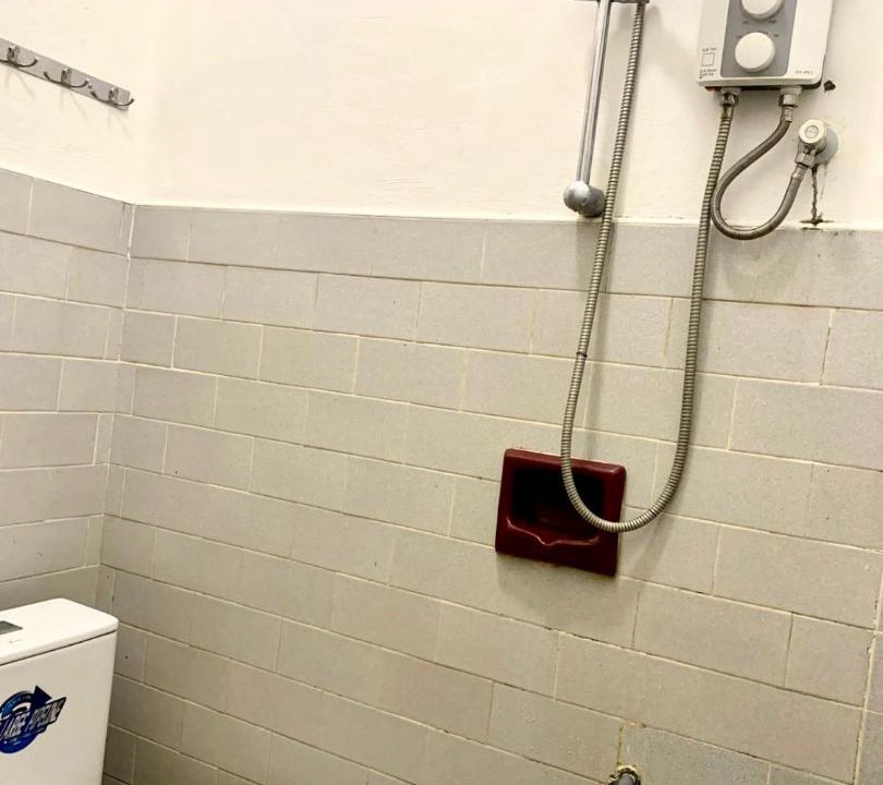 Photo of Bathroom in Real