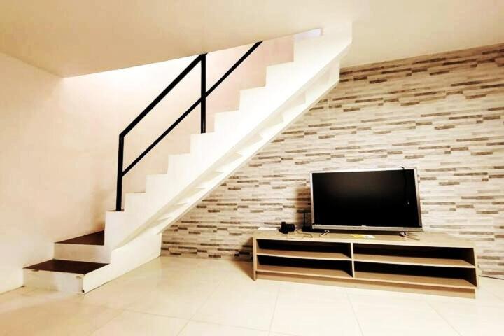 Photo of Livingroom in Lourdes North West
