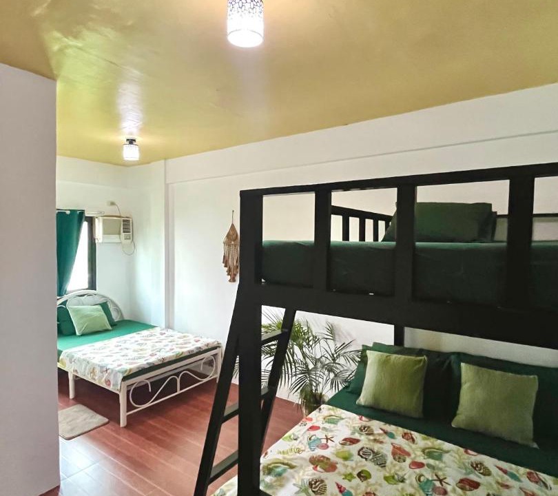 Photo of Bedroom in Puerto Galera