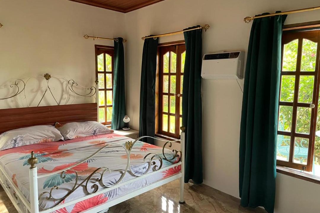Photo of Bedroom in San Francisco Island