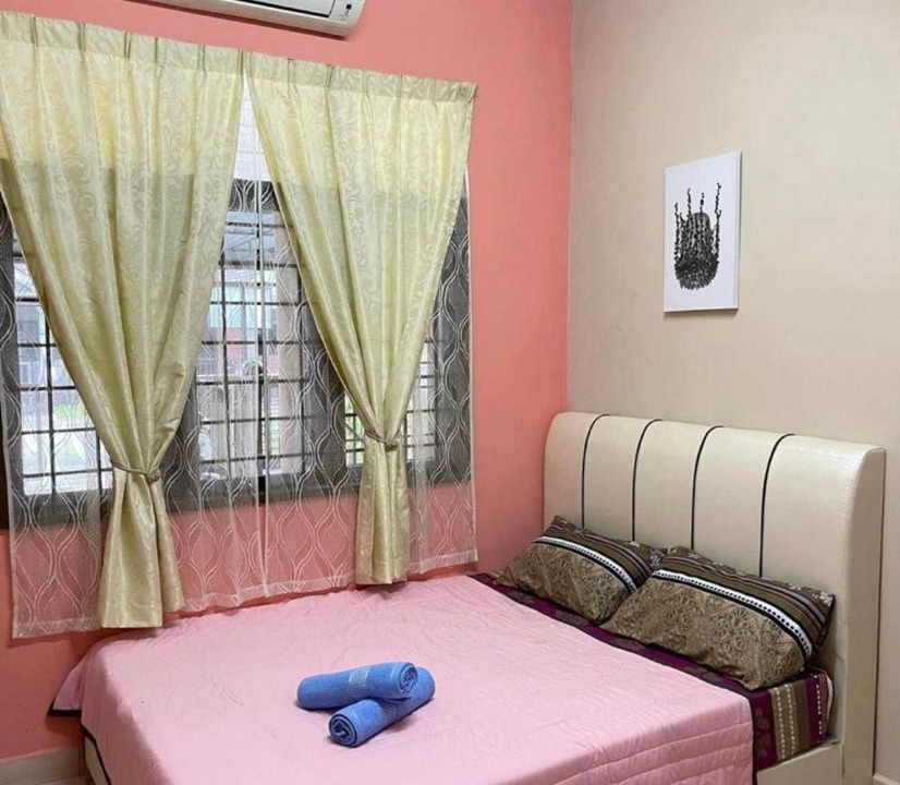 Photo of Bedroom in Marang District