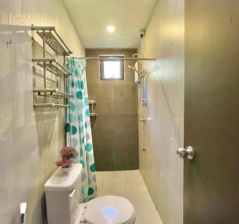Photo of Bathroom in Tuba