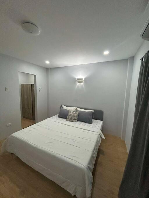 Photo of Bedroom in Cadiz City