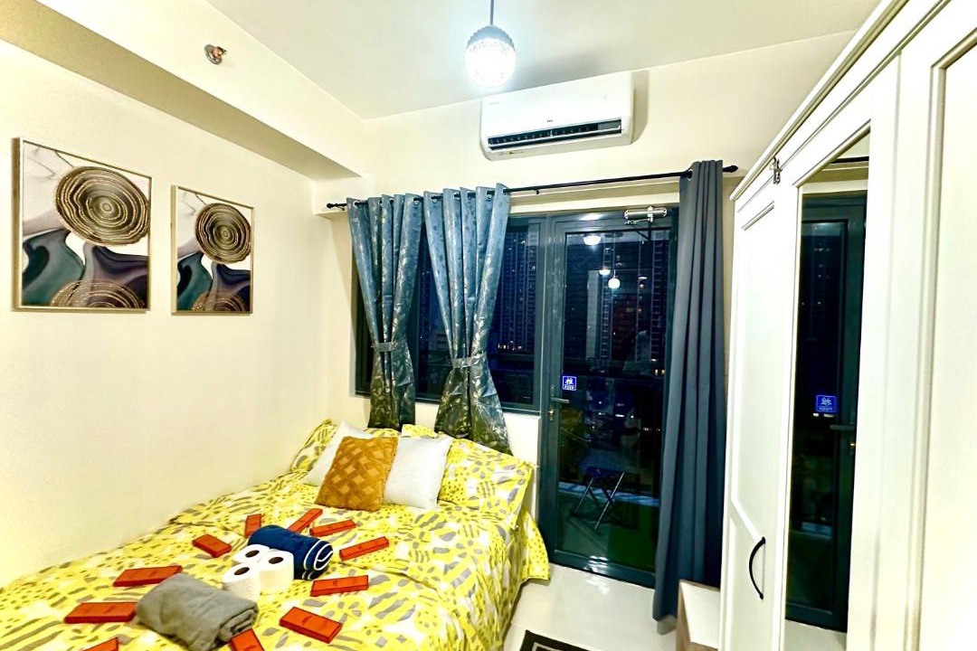 Photo of Bedroom in Legazpi Village
